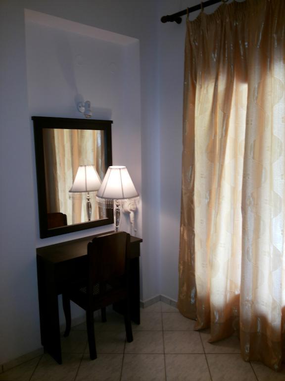 Hotel Mando Marathókampos Kamer foto